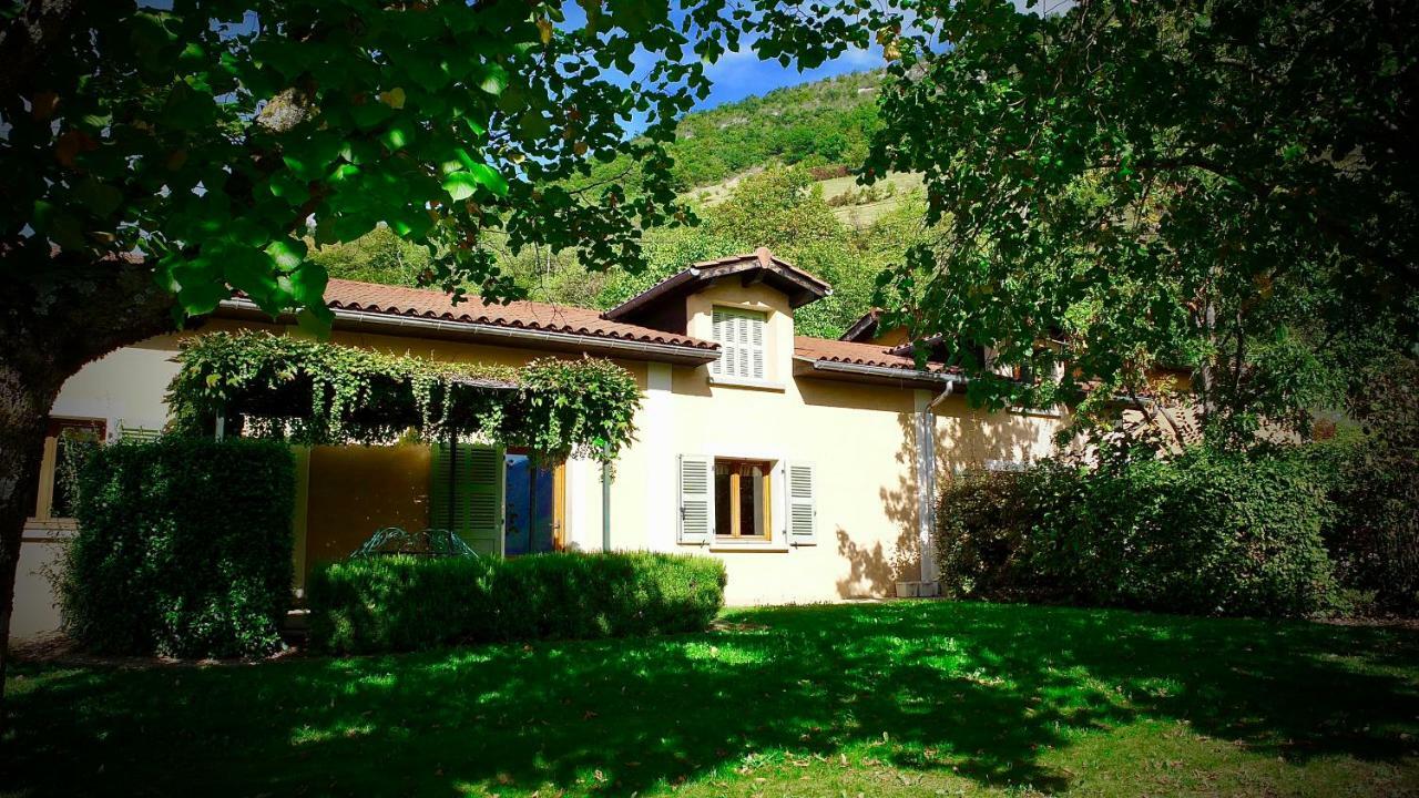 Gites Le Paradis - Superbe Vue Sur Le Vercors Dominant Le Village Pont-en-Royans Exterior photo